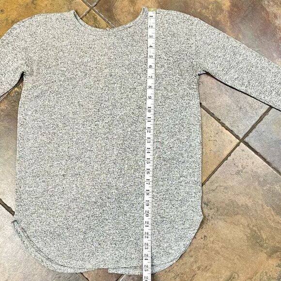 Aerie Just Add Leggings Gray Long Sleeve Open Back Sweater XS - Picture 6 of 12